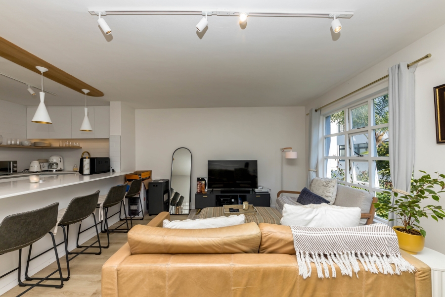 To Let 2 Bedroom Property for Rent in Sea Point Western Cape